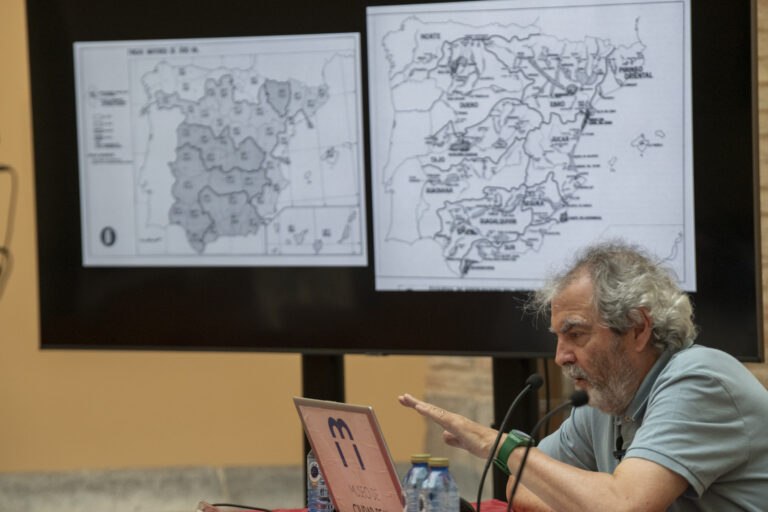 Rivero apunta a que, frente al riesgo de la despoblación, la experiencia de la colonización debe ser tenida en cuenta