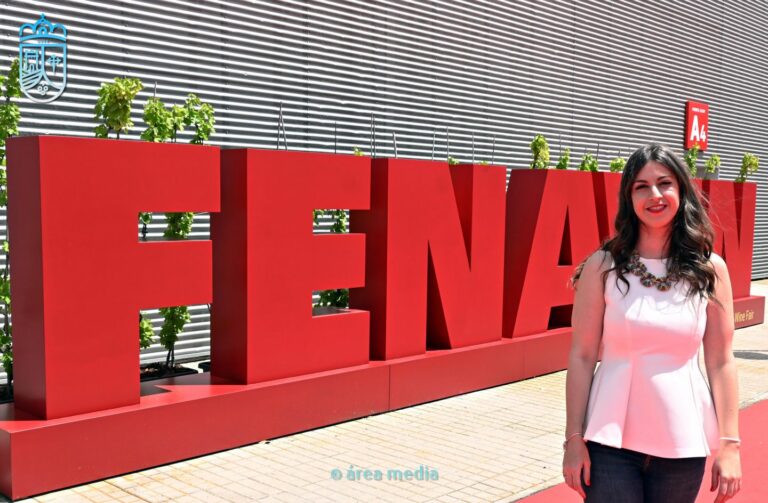 La concejal de turismo, Alba López, valora muy positivamente la presencia de Socuéllamos en ‘Fenavin 2025’