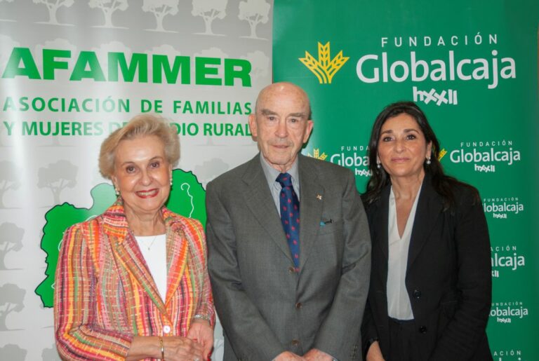 Fundación Globalcaja y AFAMMER, comprometidas con la inclusión digital más accesible en el ámbito rural