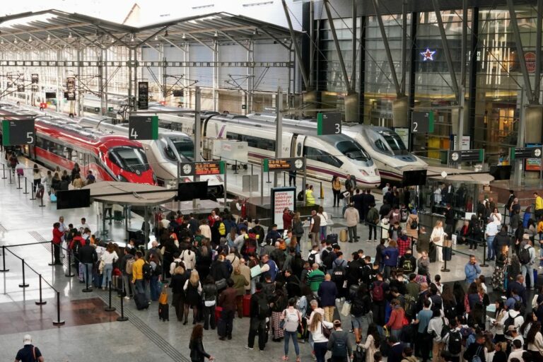 Óscar Puente apunta a que el sabotaje del AVE ha sido «deliberado», en pleno festivo y sin valor económico