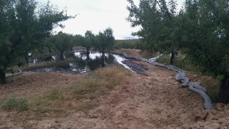 Repsol detecta una «manipulación ajena» en la fuga de petróleo del oleoducto entre Puertollano y Cartagena