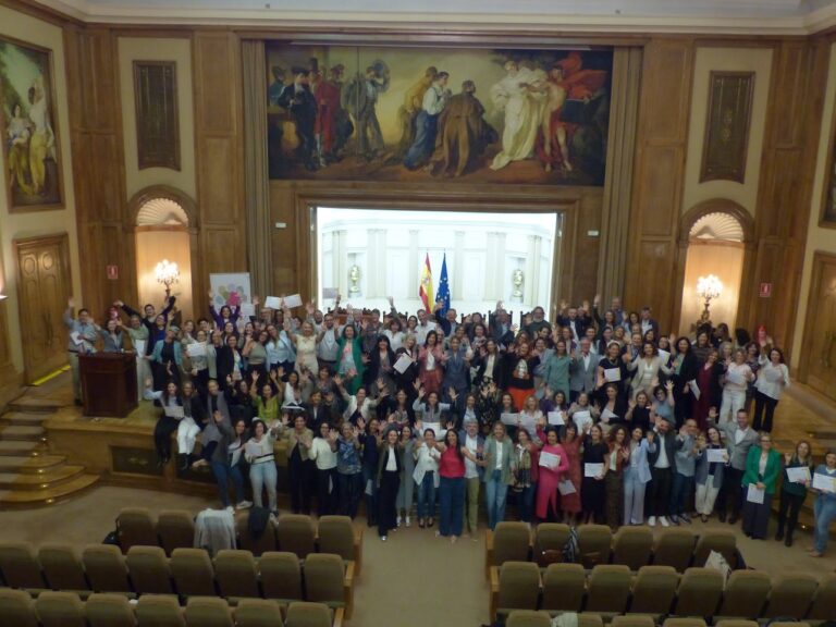 El Hospital de Tomelloso recibe el diploma IHAN en reconocimiento a su compromiso con la humanización del nacimiento  y lactancia