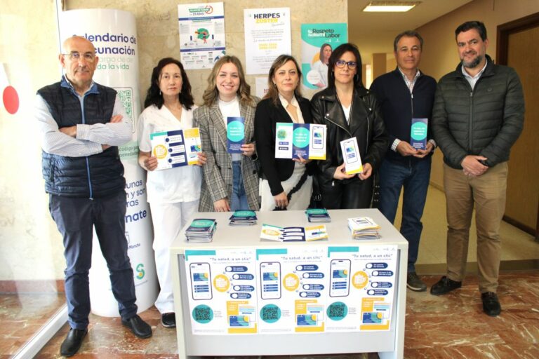 La Gerencia de Atención Integrada de Alcázar de San Juan impulsa una campaña para fomentar el uso de la APP del SESCAM en la solicitud de citas previas