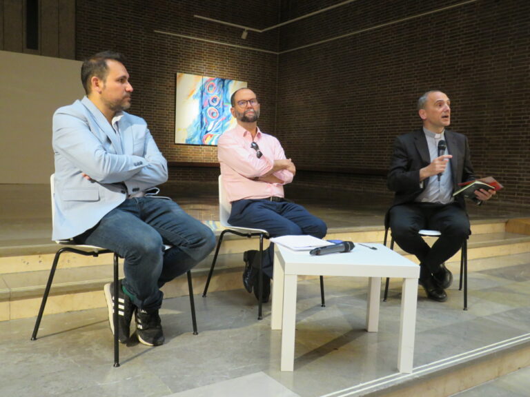 Presentación del libro “Una mirada esperanzada. 25 años de cine religioso en España”, de Juan Orellana, editado por EDICE