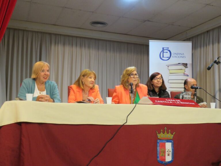 Presentación de libro Desde mi torre de adobe (Tres años con Lanza), de María Antonia García de León