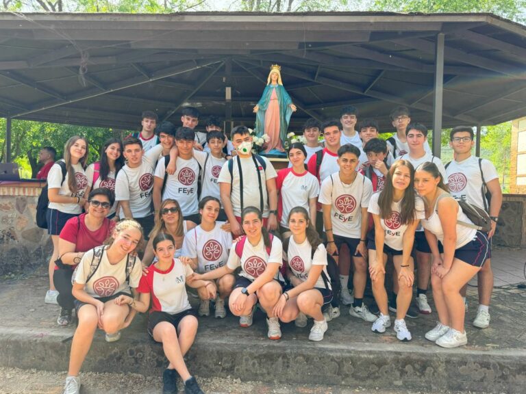 Puertollano: Gran Peregrinación Mariana del Colegio María Inmaculada MIP a la Dehesa Boyal