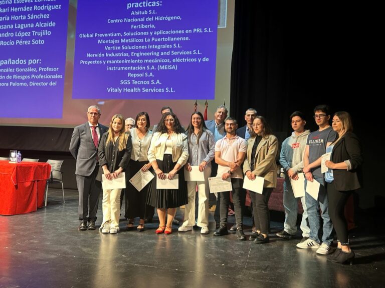 Culminan en  el Auditorio de Puertollano los actos del Día de la Seguridad y Salud en el Trabajo de ARQUICMA y CGRICT