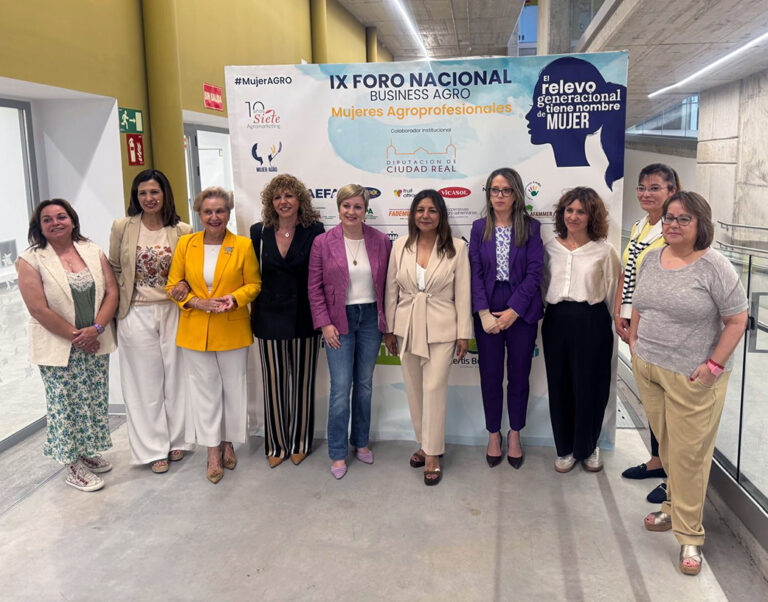 Carmen Quintanilla propone la creación de un Observatorio Nacional del Relevo Generacional en el IX Foro Nacional Mujer Agro celebrado en Ciudad Real