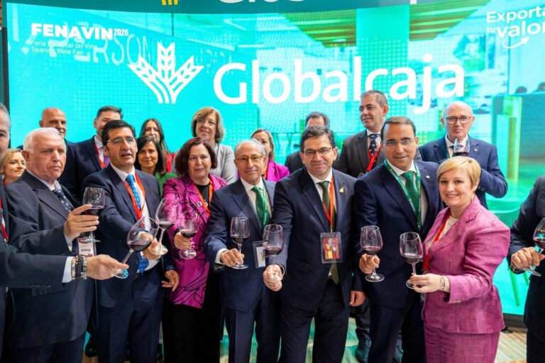 Globalcaja impulsa el negocio de bodegas y cooperativas con su apuesta por FENAVIN