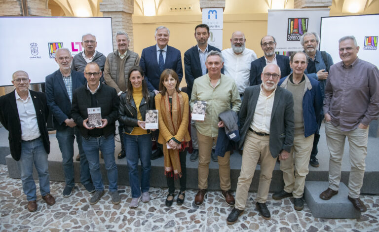 “Aquí nunca pasó nada”, un libro de anécdotas históricas que rompe falacias sobre Ciudad Real