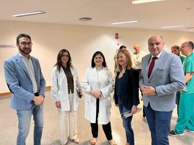 El presidente garantiza el apoyo del Colegio de Enfermería con la jornada de actividad científica del Hospital Universitario de Ciudad Real