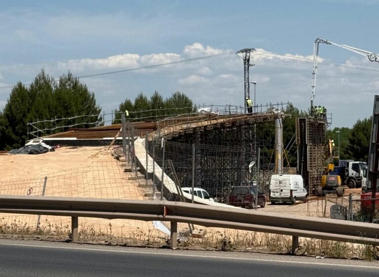 Avanzan a buen ritmo las obras de la pasarela peatonal que unirá Ciudad Real y Miguelturra