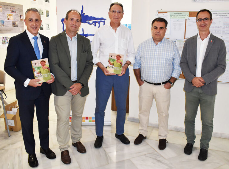 Puertollano: Un libro de Eduardo Egido homenajea el activismo social y cultural de Benito Ruiz