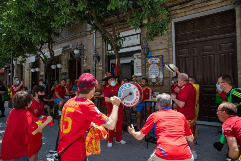 Muere Manolo ‘El del Bombo’, «uno de los más fieles seguidores» de la Selección
