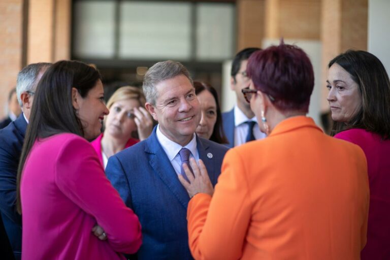 García-Page considera “de justicia” la ampliación de la prueba del talón que ya permite detectar 30 enfermedades a los recién nacidos