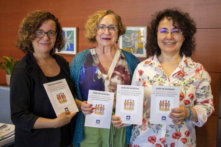 Castilla-La Mancha ya tiene una nueva guía de acogida para mejorar la atención a pacientes y familiares en ingresos de salud mental