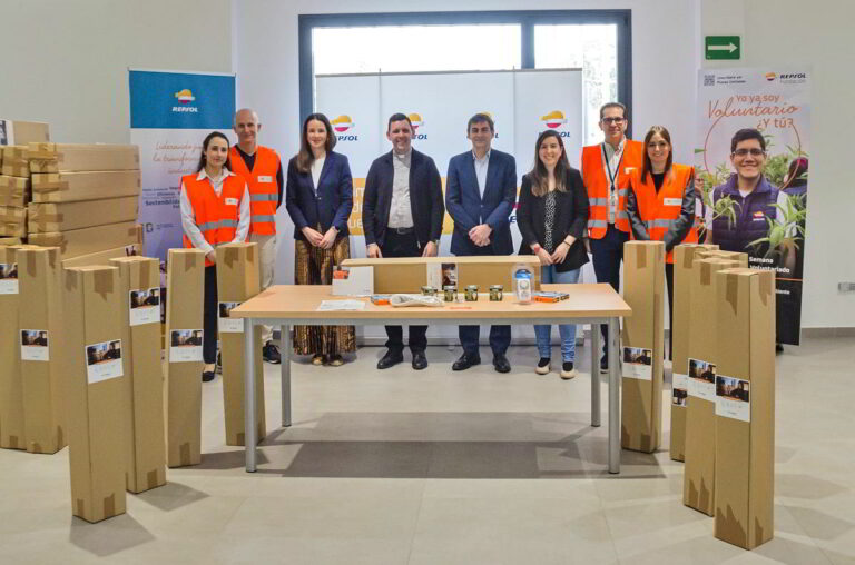 Puertollano: Repsol entrega a Cáritas Puertollano de 75 kits de eficiencia energética para hogares