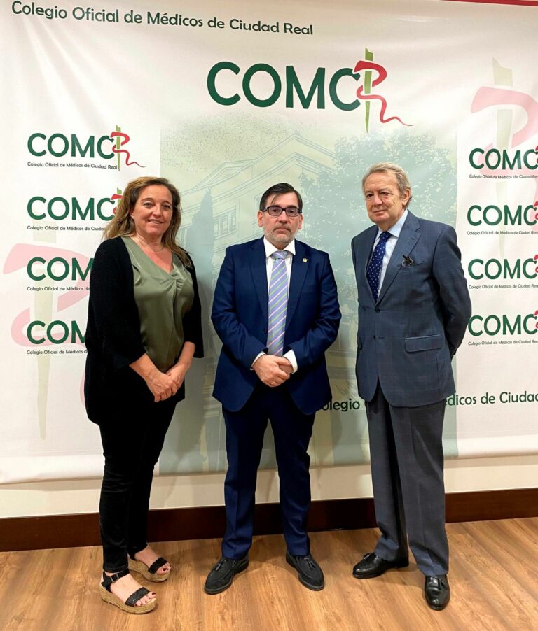 El Colegio de Médicos de Ciudad Real y la Fundación Bamberg suscriben un convenio para impulsar la formación y el pensamiento estratégico en salud