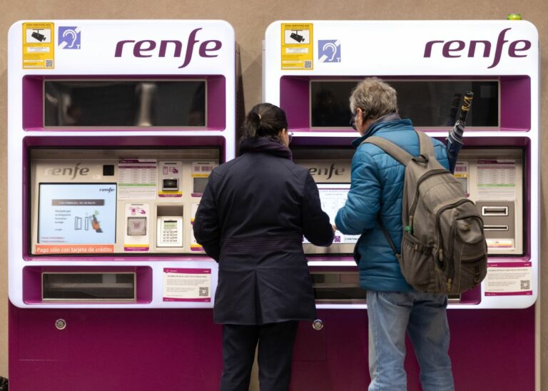 Renfe lanza nuevos abonos mensuales de 20 euros en Cercanías y descuentos del 70% en Media Distancia
