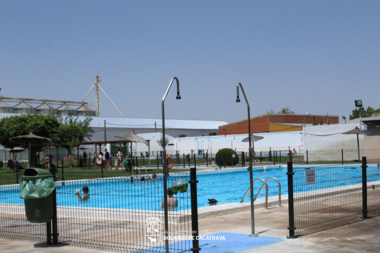 Los vecinos de Bolaños de Calatrava ya pueden disfrutar de la piscina municipal