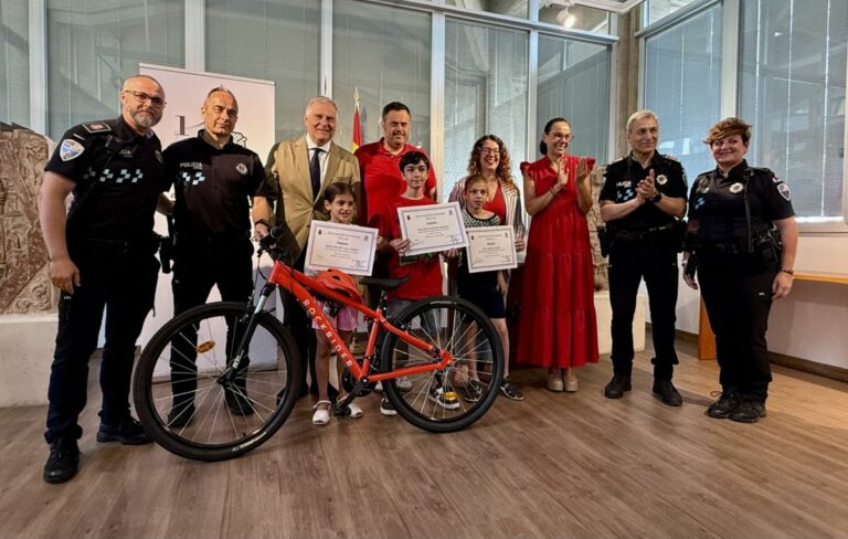 Irene Sánchez, Alejandro Gosálvez y Raúl Ramírez ganadores del XXV Concurso de Educación Vial