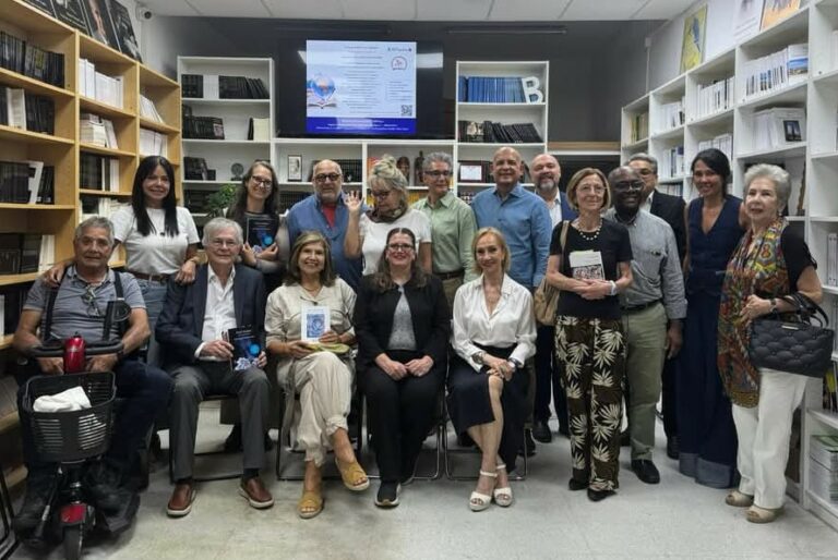 En Espacio del Grupo Editorial Sial Pigmalión, en calle Huesca, 7 de Madrid: Encuentro de escritores del mundo