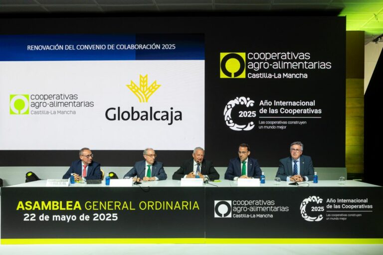 Globalcaja y Cooperativas Agro-alimentarias Castilla-La Mancha impulsan la competitividad del sector al renovar su colaboración