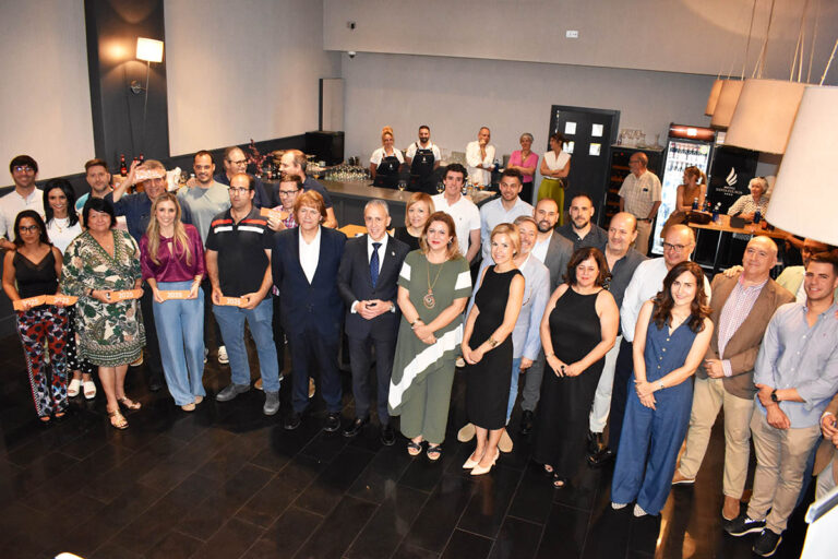 Foster Hollywood y los hoteles Santa Eulalia y Tryp son distinguidos en Puertollano por la Asociación Provincial de Hostelería