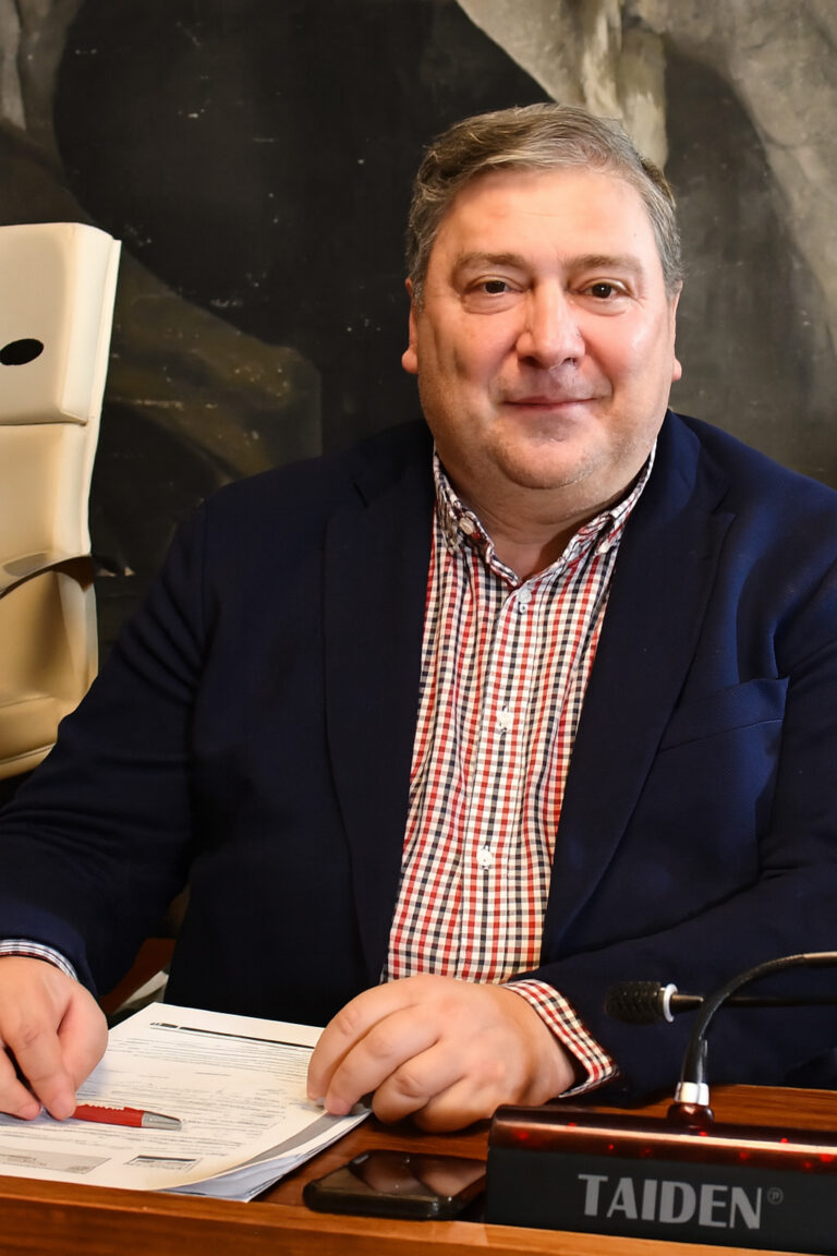 PP y Vox apagan el Orgullo Rural, pero no lograrán borrar la dignidad y los derechos LGTBI