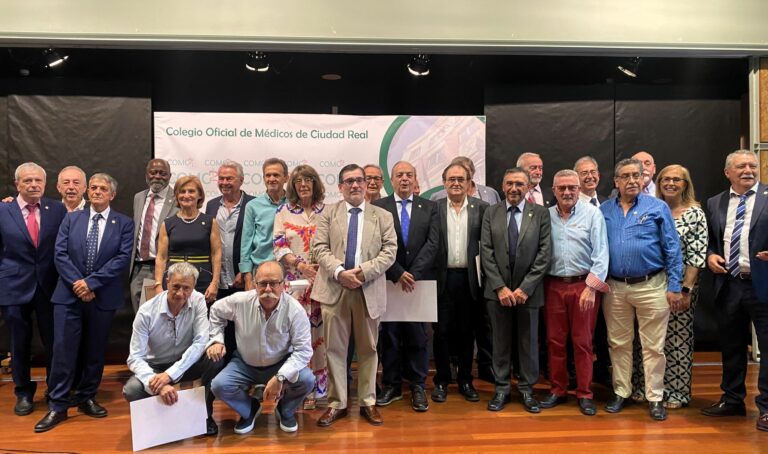 Médicos para siempre: homenaje a quienes dedicaron su vida a cuidar de los demás