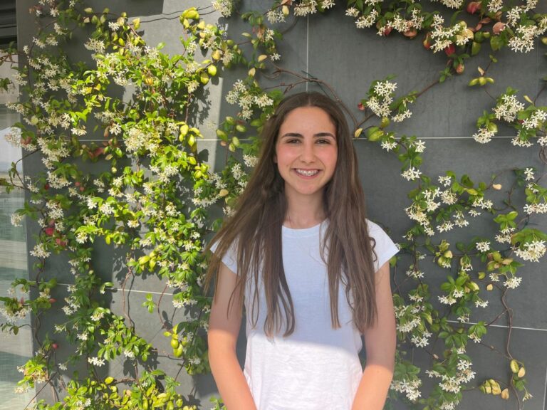 Paula Jurado Muñoz logra la nota más alta de la PAU en la UCLM con un 13,975 y estudiará Ingeniería Electrónica Industrial en Ciudad Real