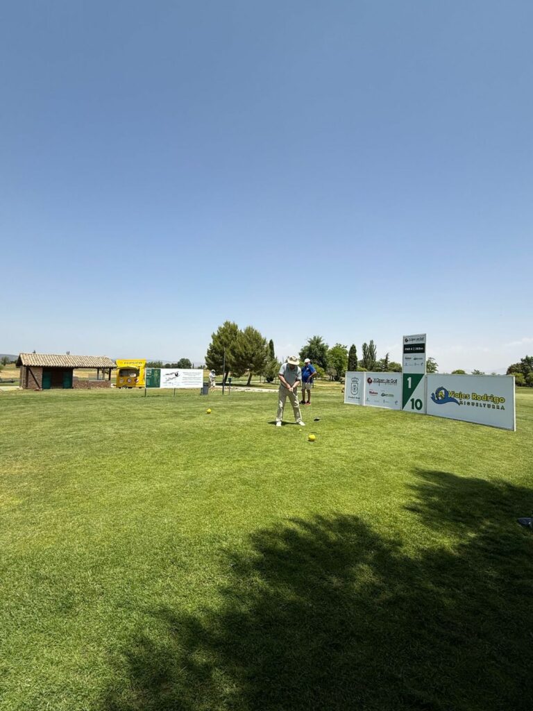 Espectáculo y gran nivel en la primera jornada del X Open de Golf Ciudad Real–Gran Premio Mahou
