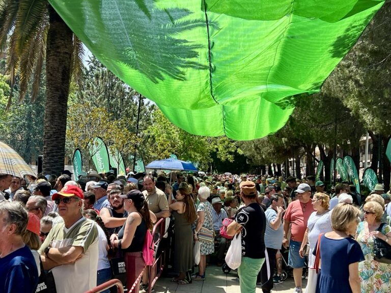 Puertollano responde masivamente al Santo Voto y el alcalde anuncia la firma del contrato de las obras del Bosque