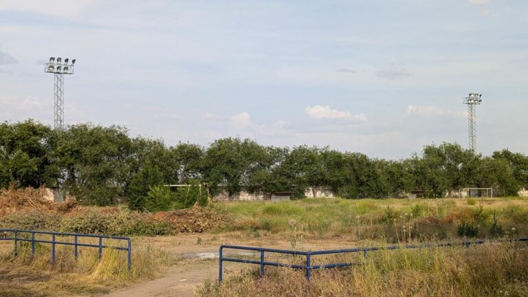 Vox denuncia el «abandono» de las instalaciones deportivas y la piscina municipal en Torralba de Calatrava