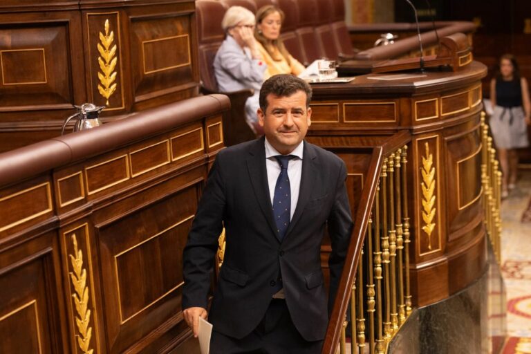 Vox defiende en el Congreso la protección del olivar frente al expolio energético: “No vamos a permitir que arranquen nuestros olivos para satisfacer a los fondos extranjeros”