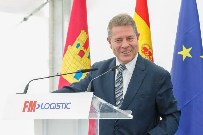 Emiliano García-Page compromete la aprobación de una nueva Ley de Industria para Castilla-La Mancha “entre este año y el que viene” 