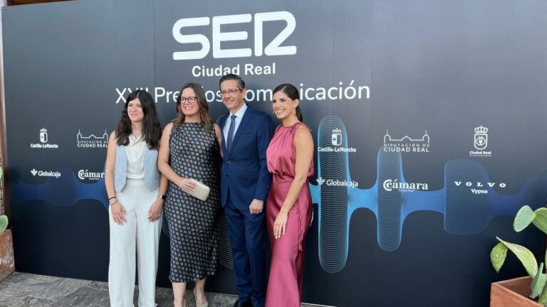 El Gobierno regional defiende el papel de los medios de comunicación para combatir la desinformación y visibilizar la violencia de género El Gobierno regional defiende el papel de los medios de comunicación para combatir la desinformación y visibilizar la violencia de género