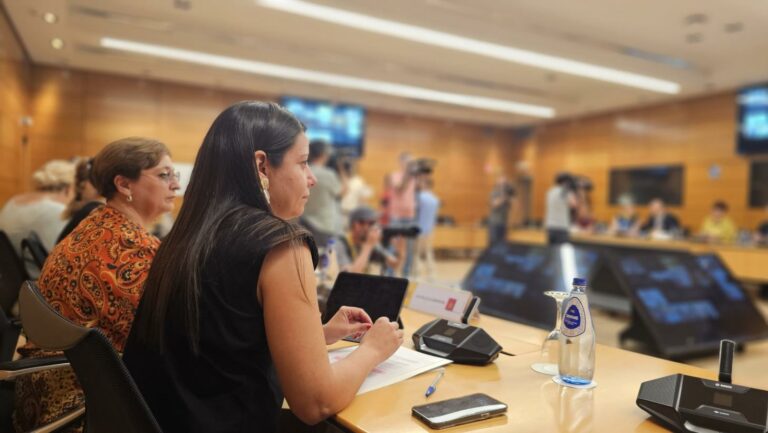 El Gobierno de Castilla-La Mancha defiende ante el Ministerio de Juventud e Infancia una dotación presupuestaria suficiente para poder ayudar a Canarias en la crisis migratoria