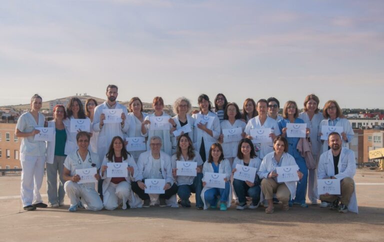 La Gerencia de Alcázar de San Juan, premiada en el Congreso de la SECOIR por una técnica pionera en cirugía de catarata complicada