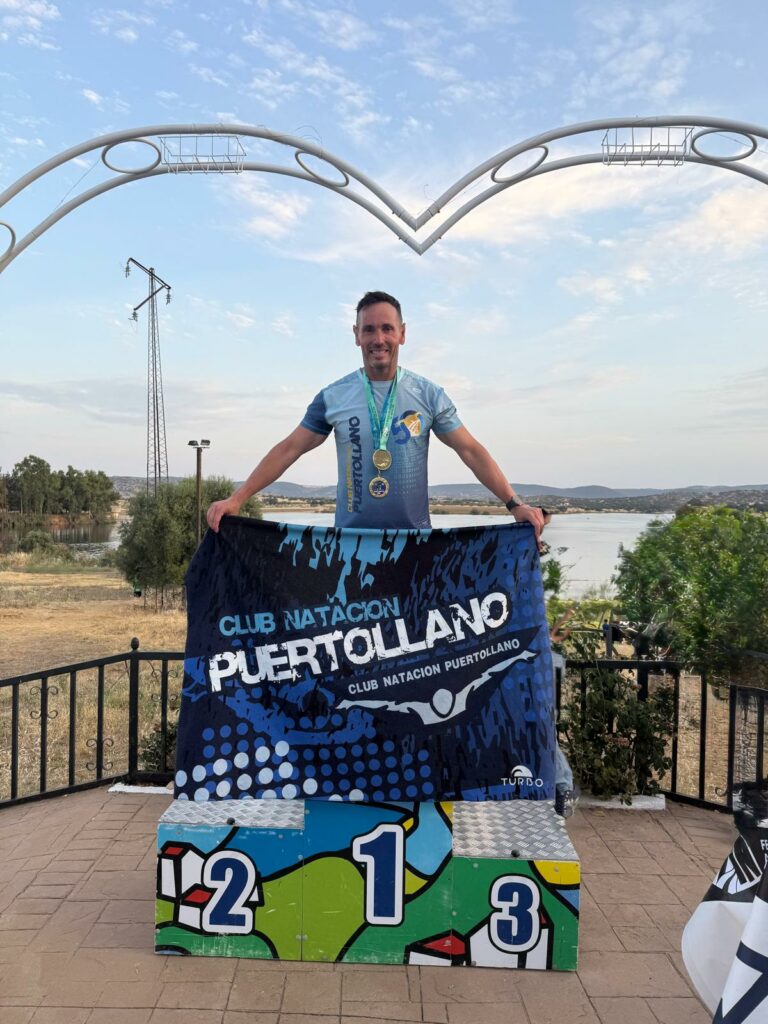 Puertollano: Fran Tamaral se proclama campeón de Andalucía en aguas abiertas en categoría máster 50 y gana la copa Diputación de Córdoba 