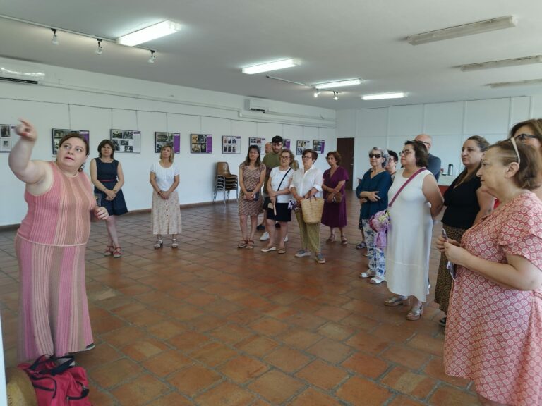 El Gobierno regional impulsa la exposición ‘Vinculadas’ con la que pretende visibilizar la labor de las mujeres de Ciudad Real desde el siglo XIX
