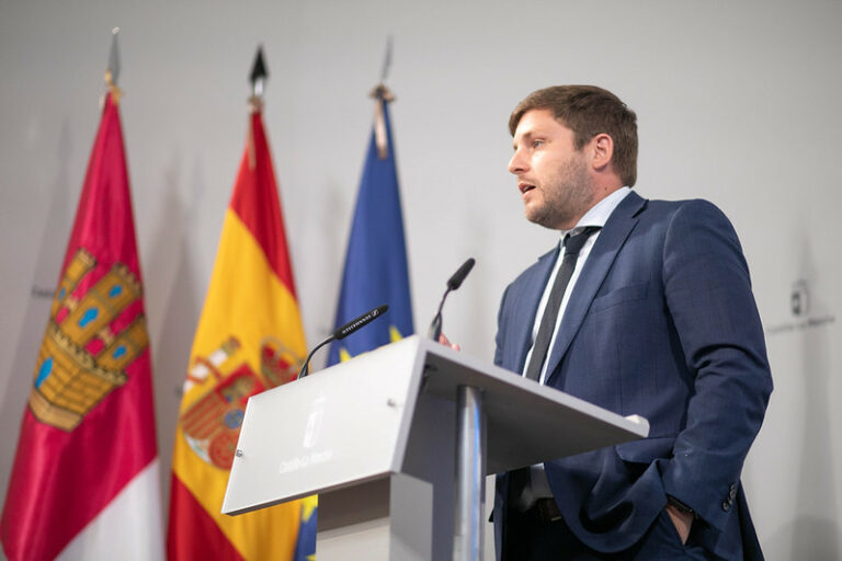 El Gobierno de Castilla-La Mancha llegará a 5.000 ayudas a personas jóvenes para la compra de una vivienda con la nueva ampliación del programa