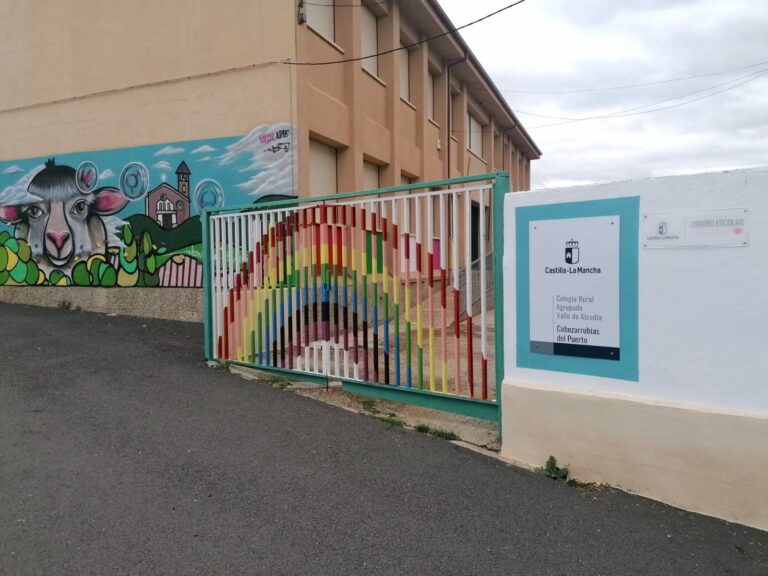 El PSOE de Cabezarrubias aclara su posición sobre el colegio y recuerda que el Gobierno regional garantiza su continuidad