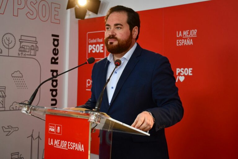 Pablo Camacho: “No vamos a tolerar discursos de odio ni la criminalización de menores que huyen del hambre o la guerra”