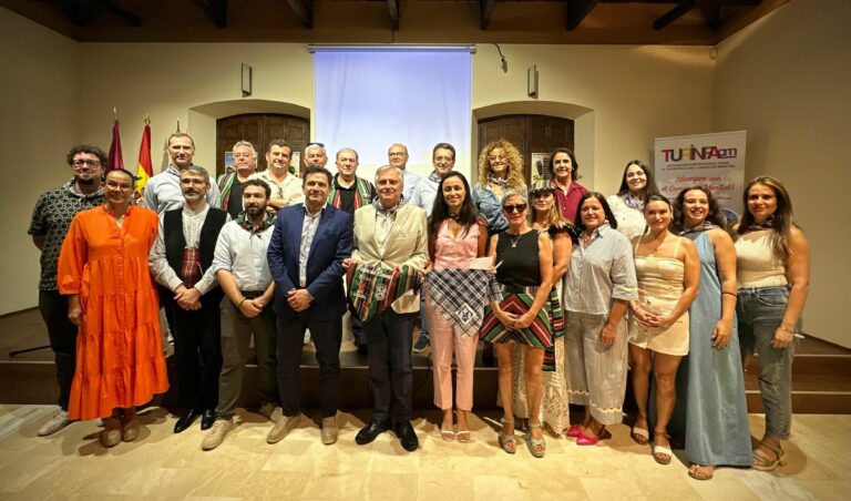 Ciudad Real y Villanueva de los Infantes sellan el hermanamiento entre La Pandorga y la Fiesta del Pimiento
