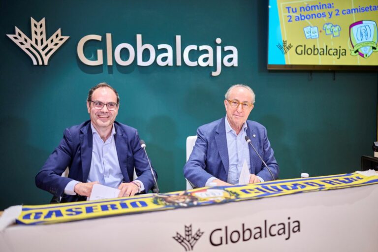 Globalcaja y Balonmano Caserío sellan una alianza estratégica para impulsar el club tras su ascenso a Asobal