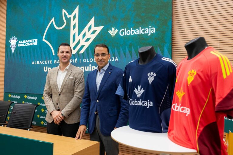 Globalcaja renueva su compromiso como patrocinador principal del Albacete Balompié para la próxima temporada