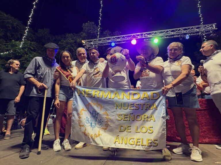 La Hermandad de Los Ángeles gana el concurso de limoná de Ciudad Real