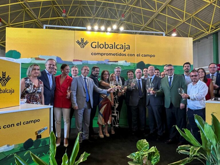 Globalcaja respalda a los productores del ajo con su implicación en la 51ª Feria Internacional de Las Pedroñeras