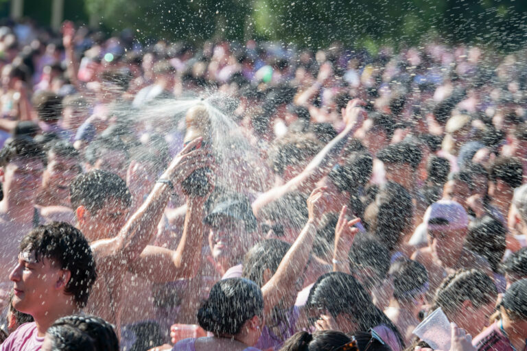 Ciudad Real: La Zurra congrega a miles de jóvenes y familias en la explanada del Ferial